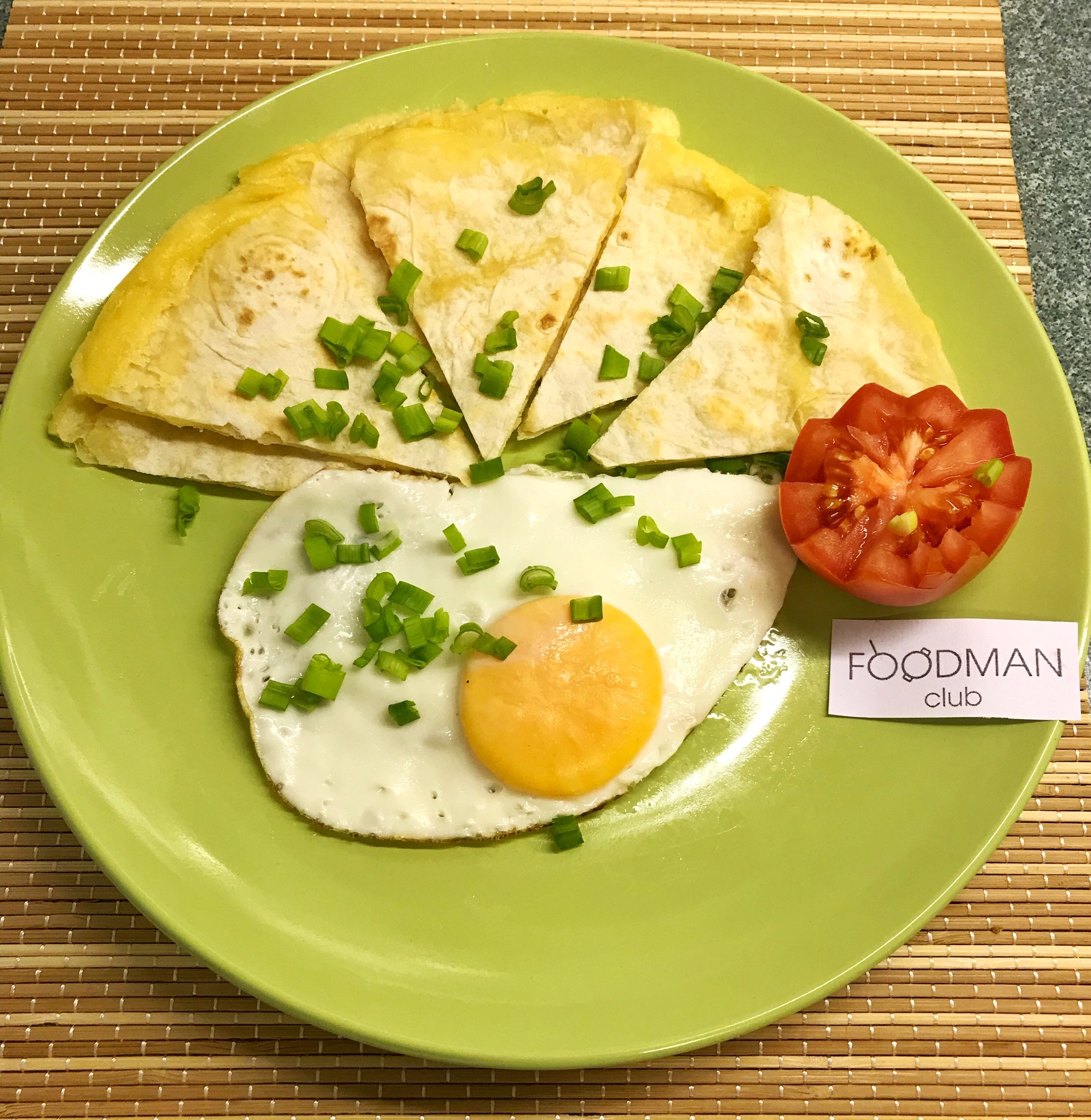 яичница с сыром калорийность