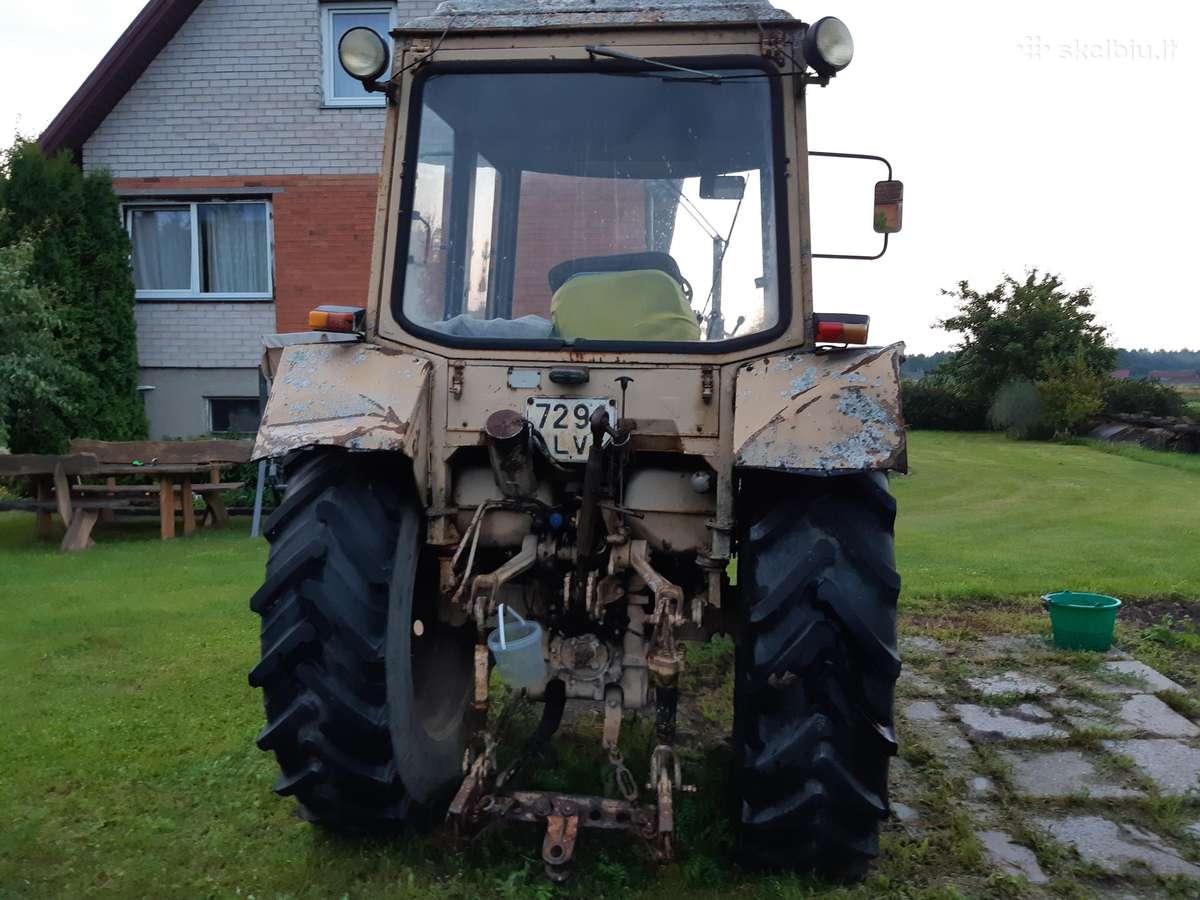 traktorius-mtz-82