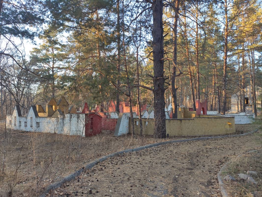 Заброшенный пионер лагерь Спутник