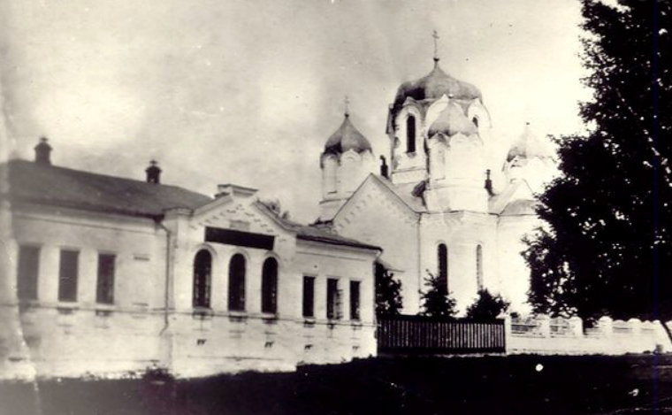 К1