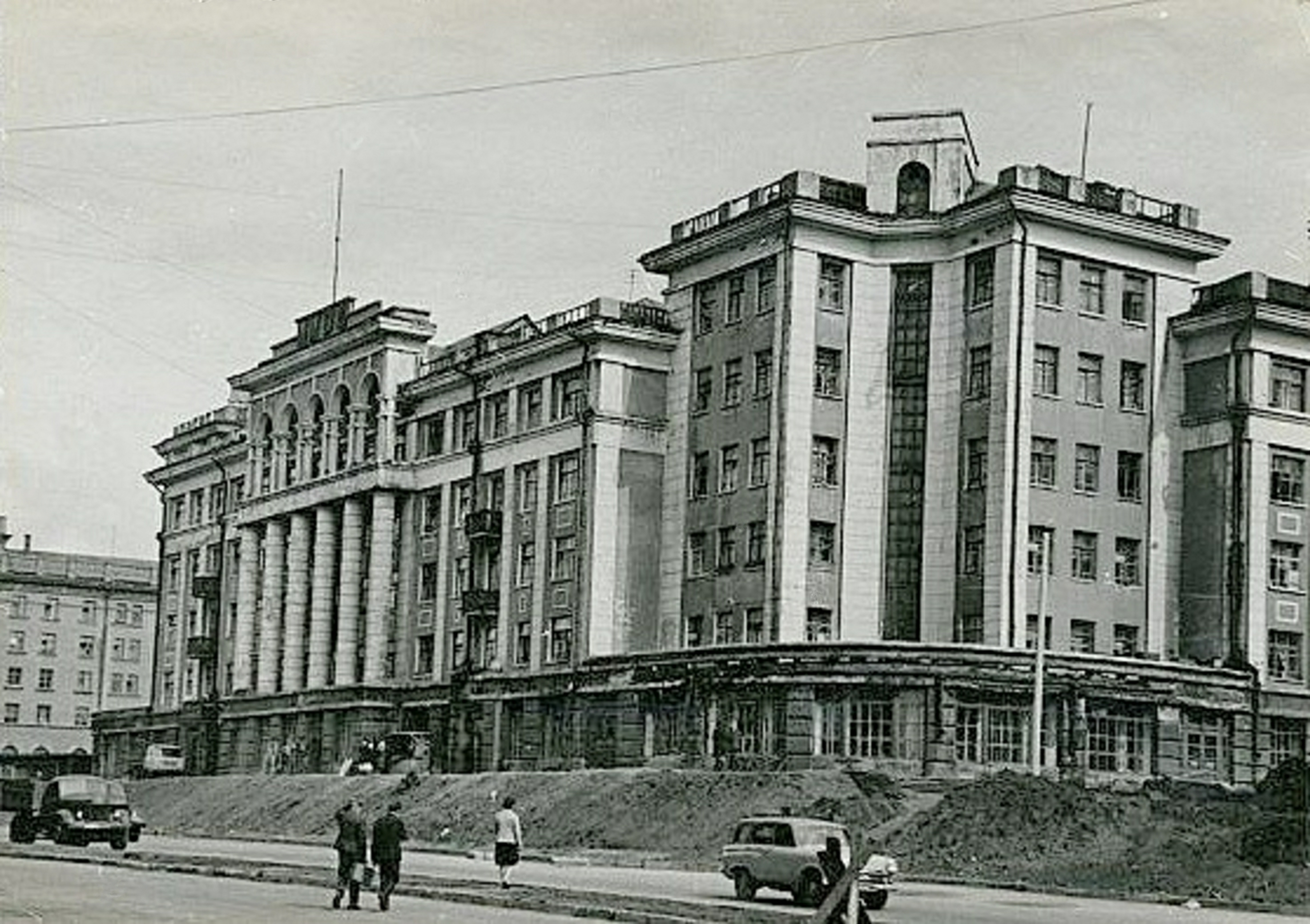 1966 год.