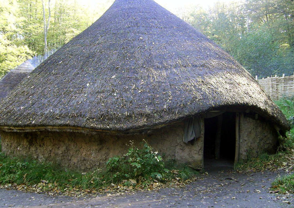 Roundhouse (dwelling) Celtic Wales