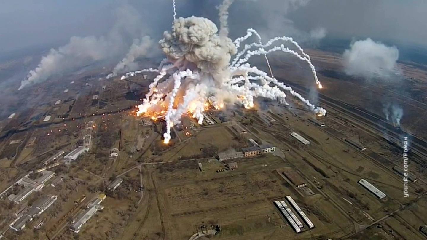 Пожар на складе боеприпасов в Челопечене