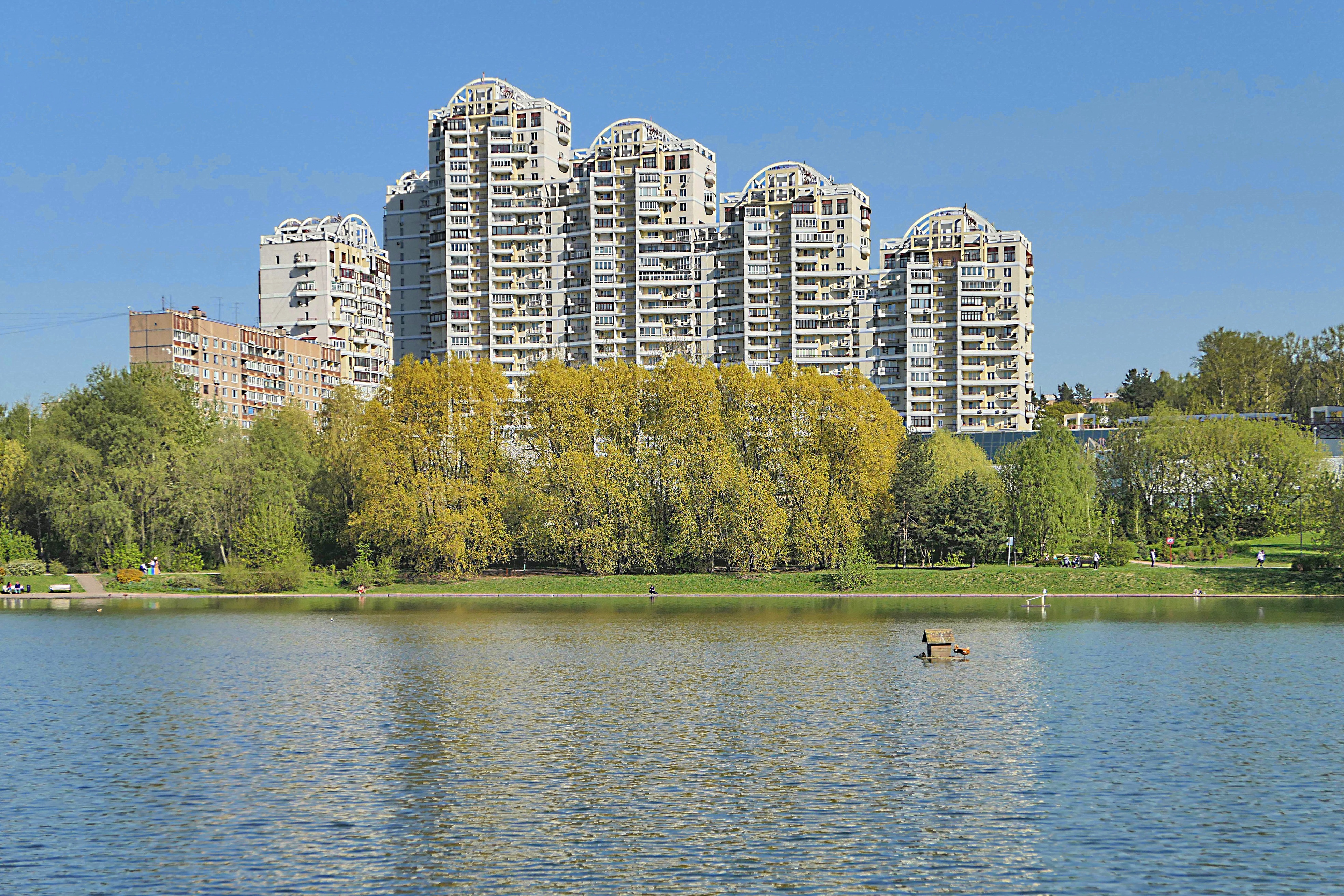 Мосфильмовский пруд у Минской ул. Фото Морошкина В.В.