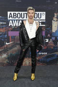 Bill+Kaulitz+Awards+2021+XVkKrHaRWl2x