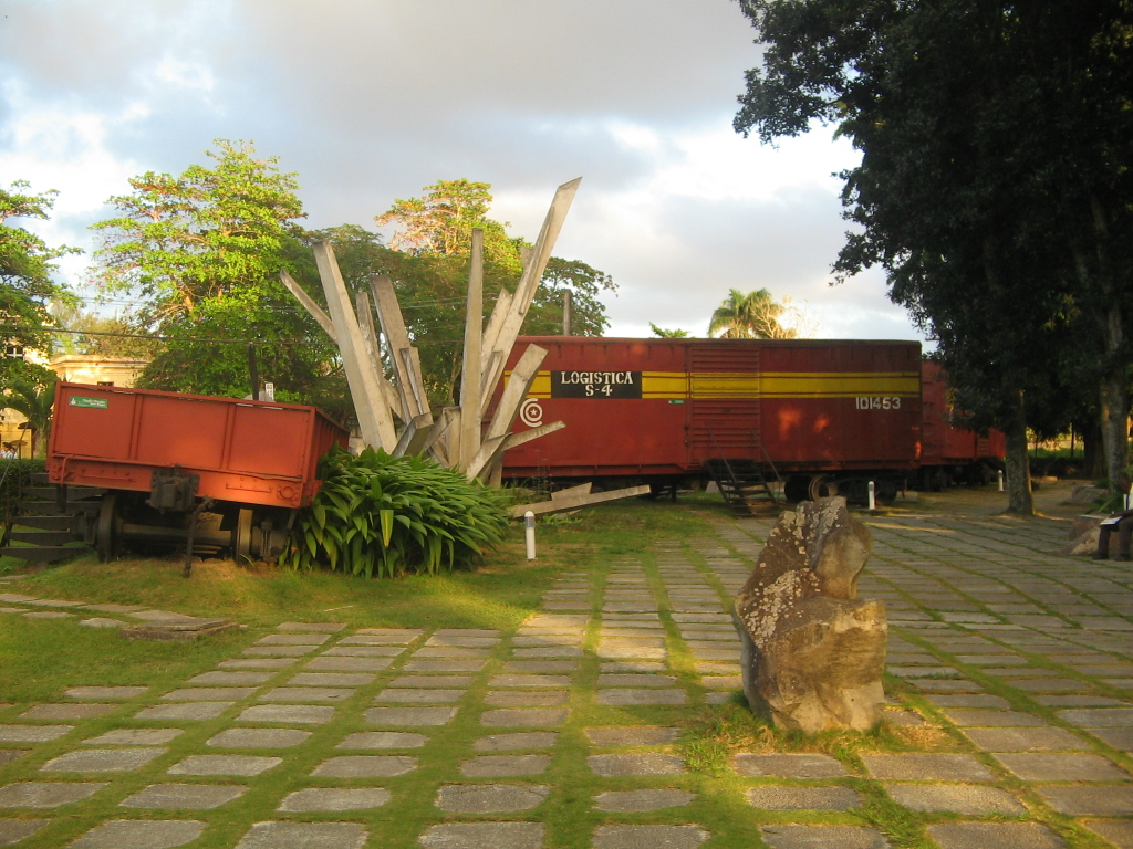 Санта-КлараTren Blindado memorial in Santa Clara (inside park)