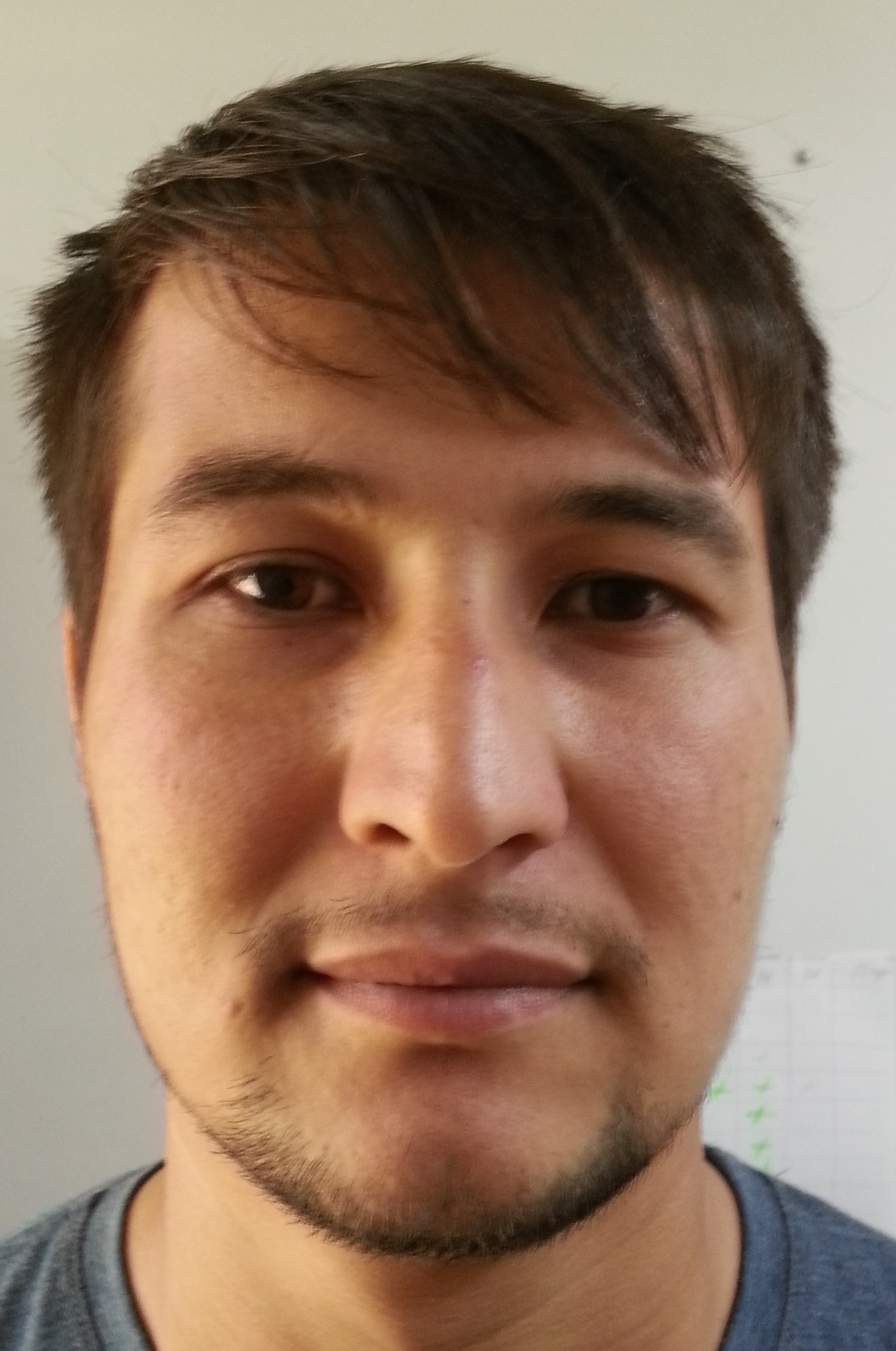 Ахмедов Сирож