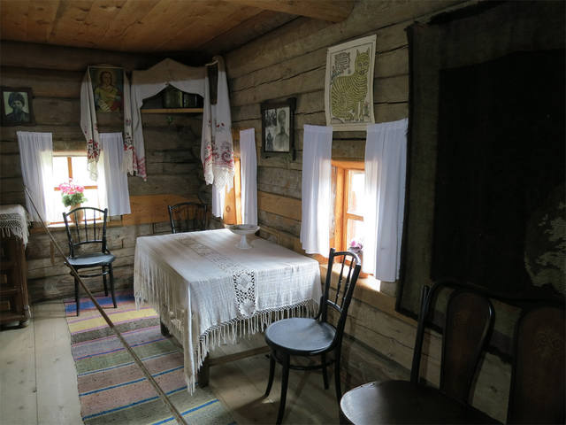 комната