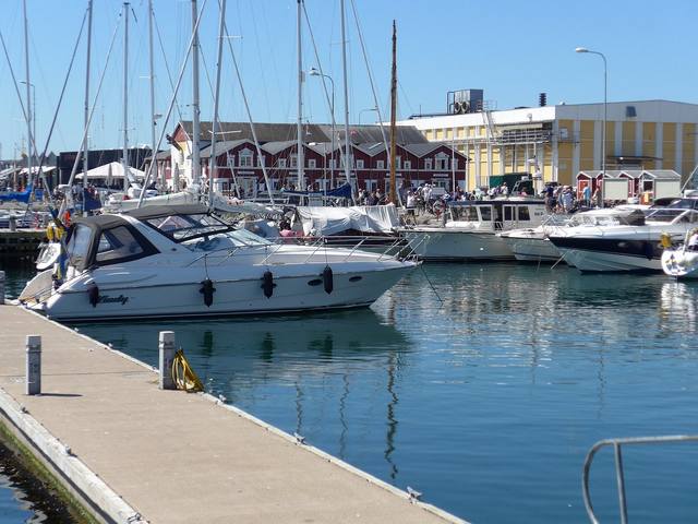 ������ 23