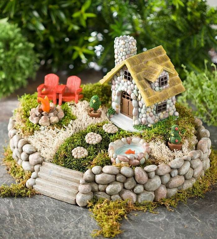 01-summer-in-the-adirondacks-diy-mini-garden-homebnc