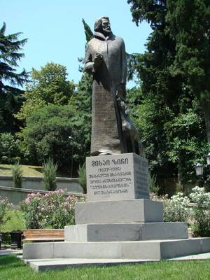 35834819_m.jpg