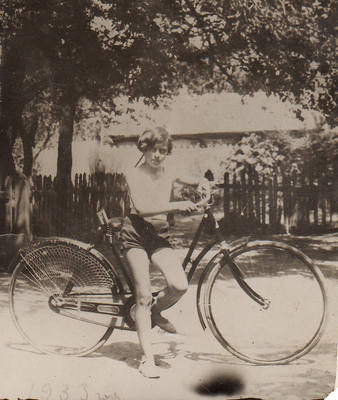 35852353_m.jpg
