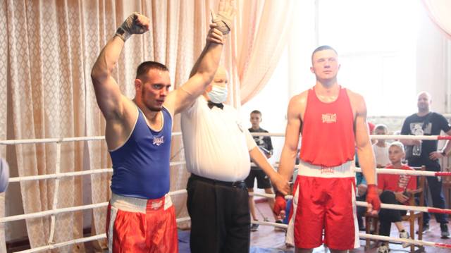 Бокс в Люботине6 фото Андреев Андрей