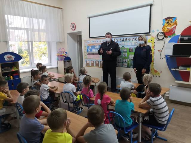 В гостях инспектор ГИБДД
