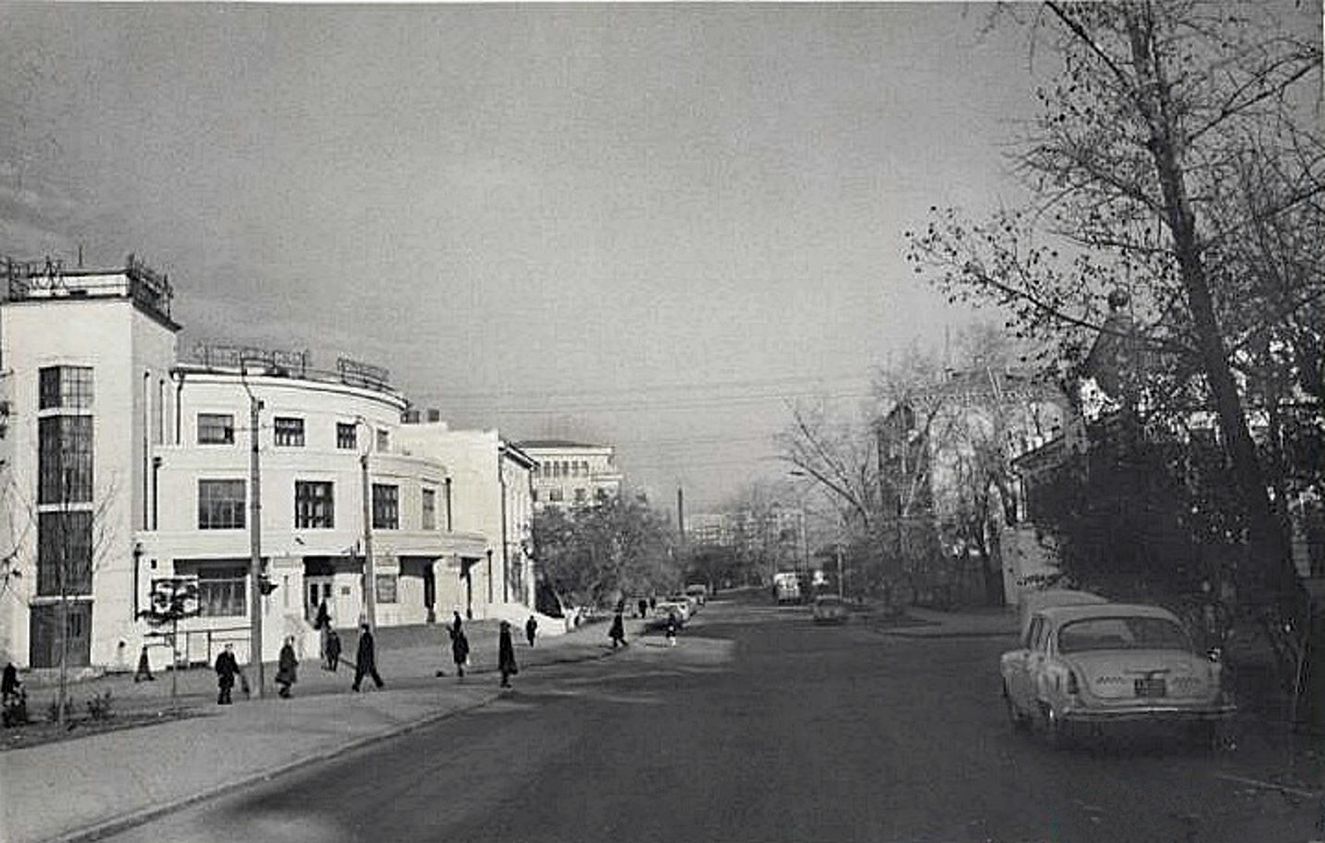 Новосибирск, ул.Революции и Дом культуры им. Октябрьской революции.