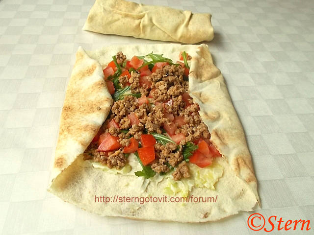 Врапс (Wraps) - роллы с мясным фаршем и йогуртовым кремом