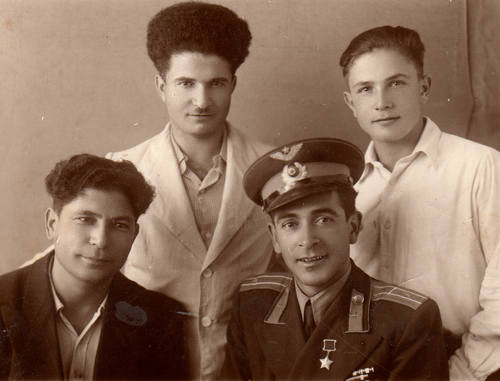 36266104_m.jpg