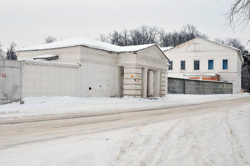 Рабочий поселок свердловский. Усадьба Городищи в поселке Свердловский. Усадьба Городище Щелковский район. Свердловская фабрика Щёлковский район. Старинная усадьба Лукино-Варино.