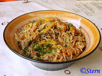 Лапша рисовая с тунцом