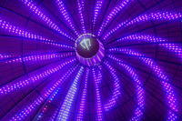 Внутри полого светового шара у Б. Цирка. Фото Морошкина В.В.