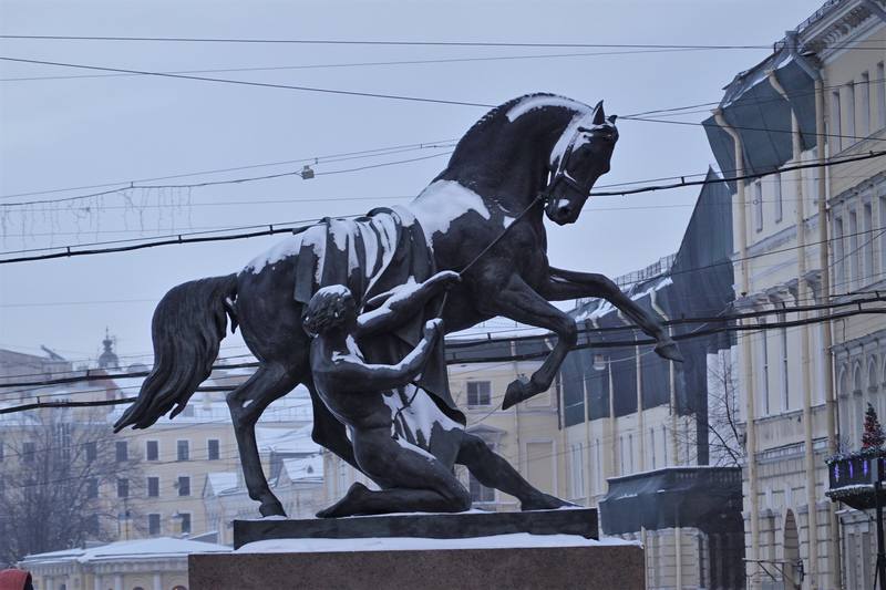 Аничков мост