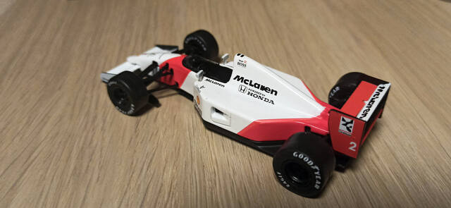 Formula 1 №82 McLAREN MP4/7-Герхард Бергер (1992)