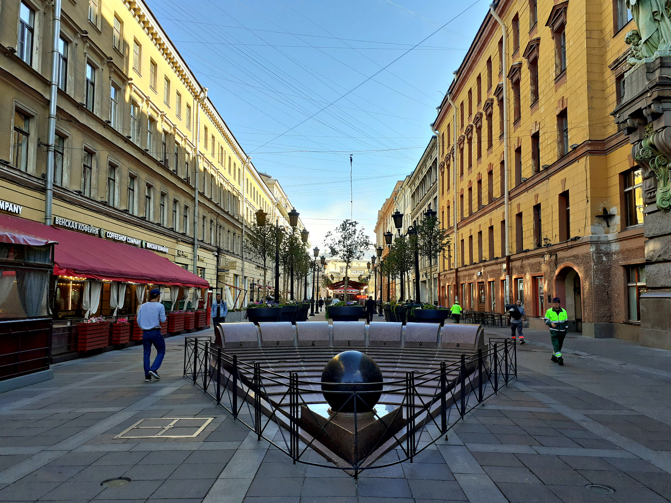 Благовещенский сад на васильевском острове. Сколько лет петербургу сейчас. Сколько лет петербургу сейчас. Сколько лет санкт-петербургу. Виды санкт-петербурга.