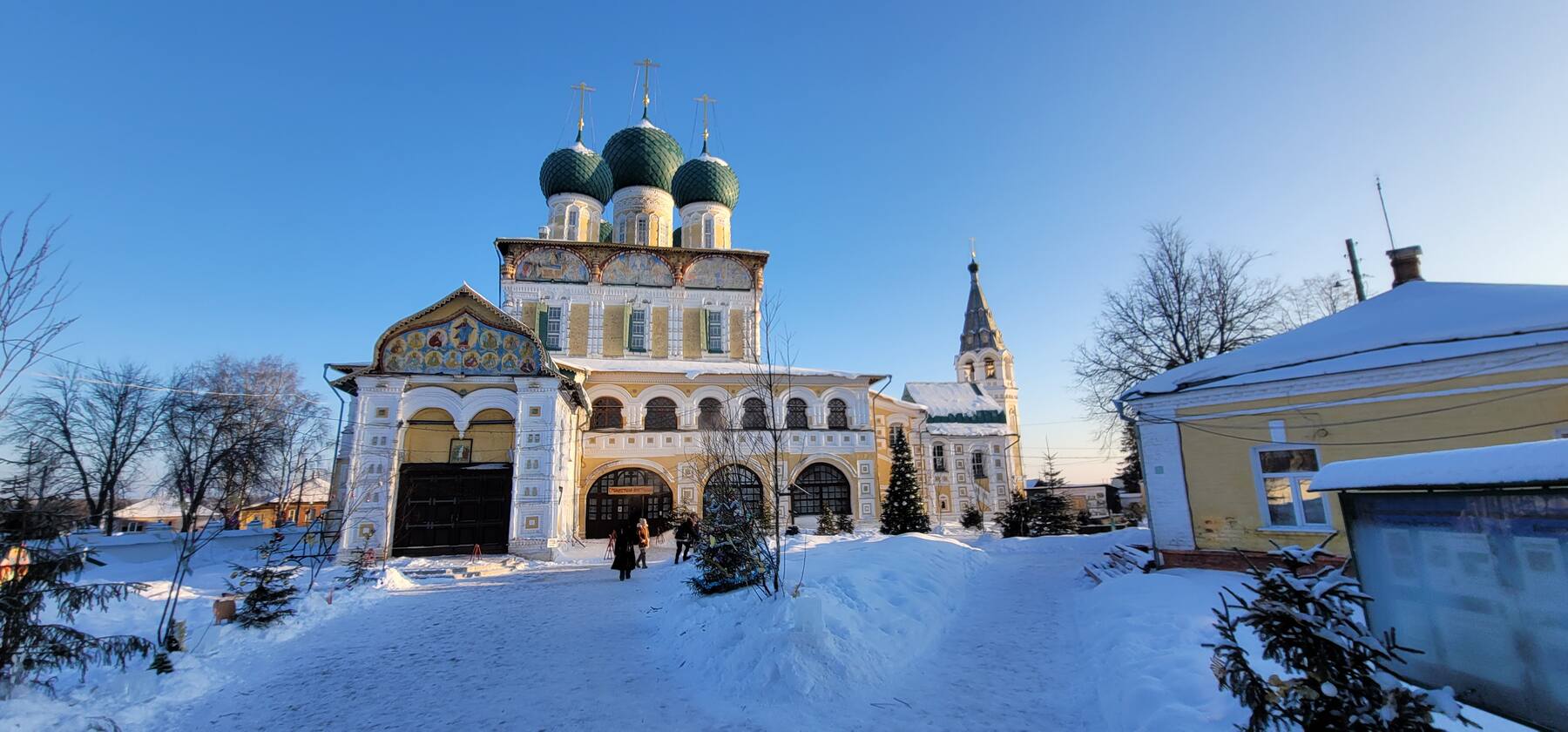 Воскресенский собор зимой Тутаев