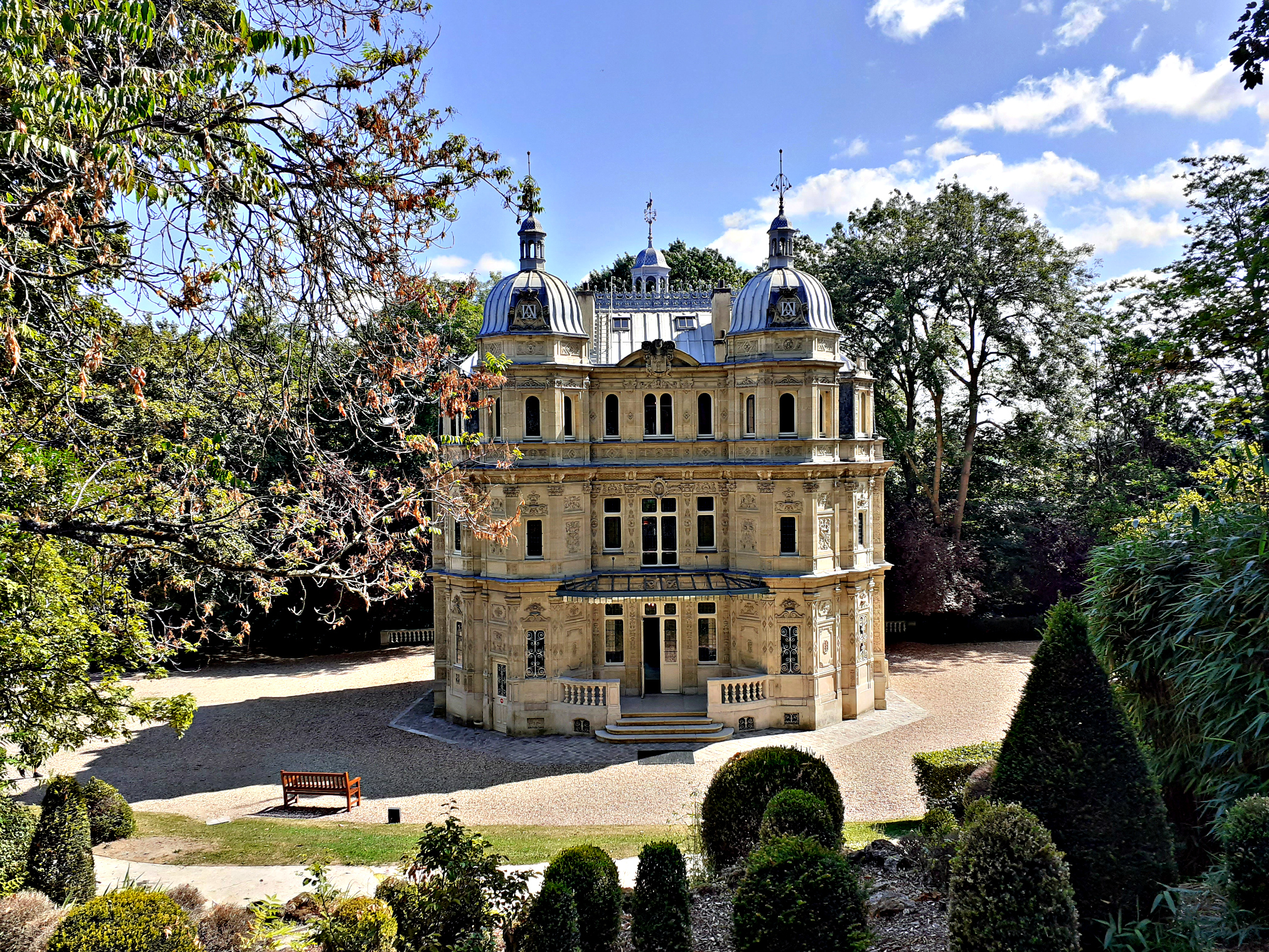 Франция. Замок Монте-Кристо. Château de Monte-Cristo.