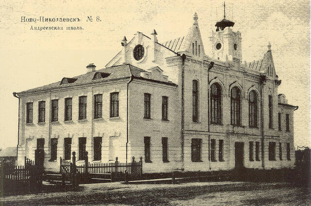 https://images.vfl.ru/ii/1752584129/5a7d4006/39906544_m.jpg