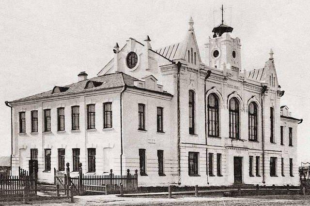 https://images.vfl.ru/ii/1752584129/6dabc700/39906542_m.jpg