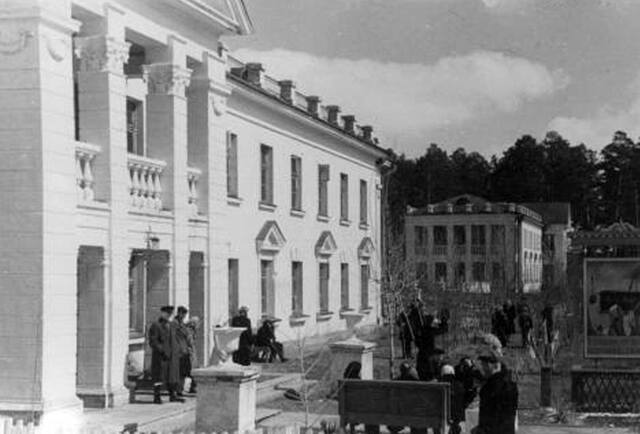 https://images.vfl.ru/ii/1756481380/69b21282/39950210_m.jpg
