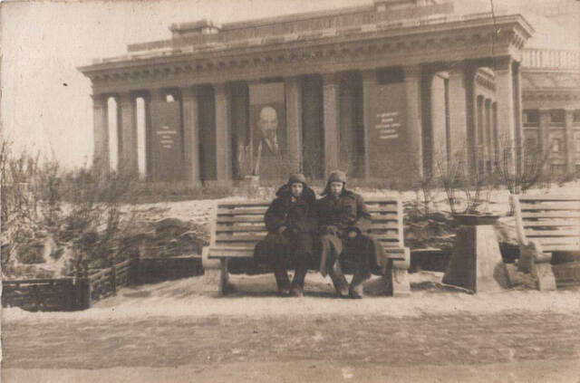 https://images.vfl.ru/ii/1760367231/e4a5f279/39988854_m.jpg