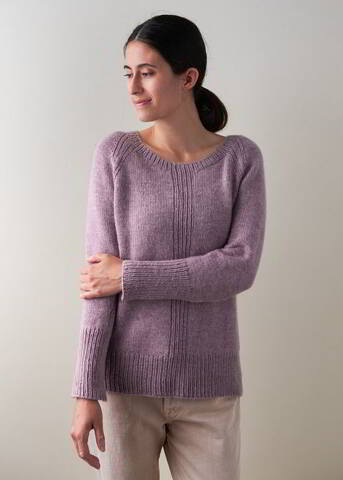 vyazanyj pulover spicami