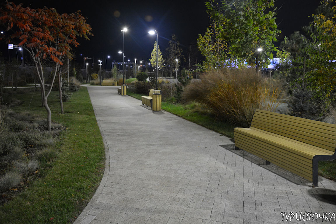 Парк Левобережье