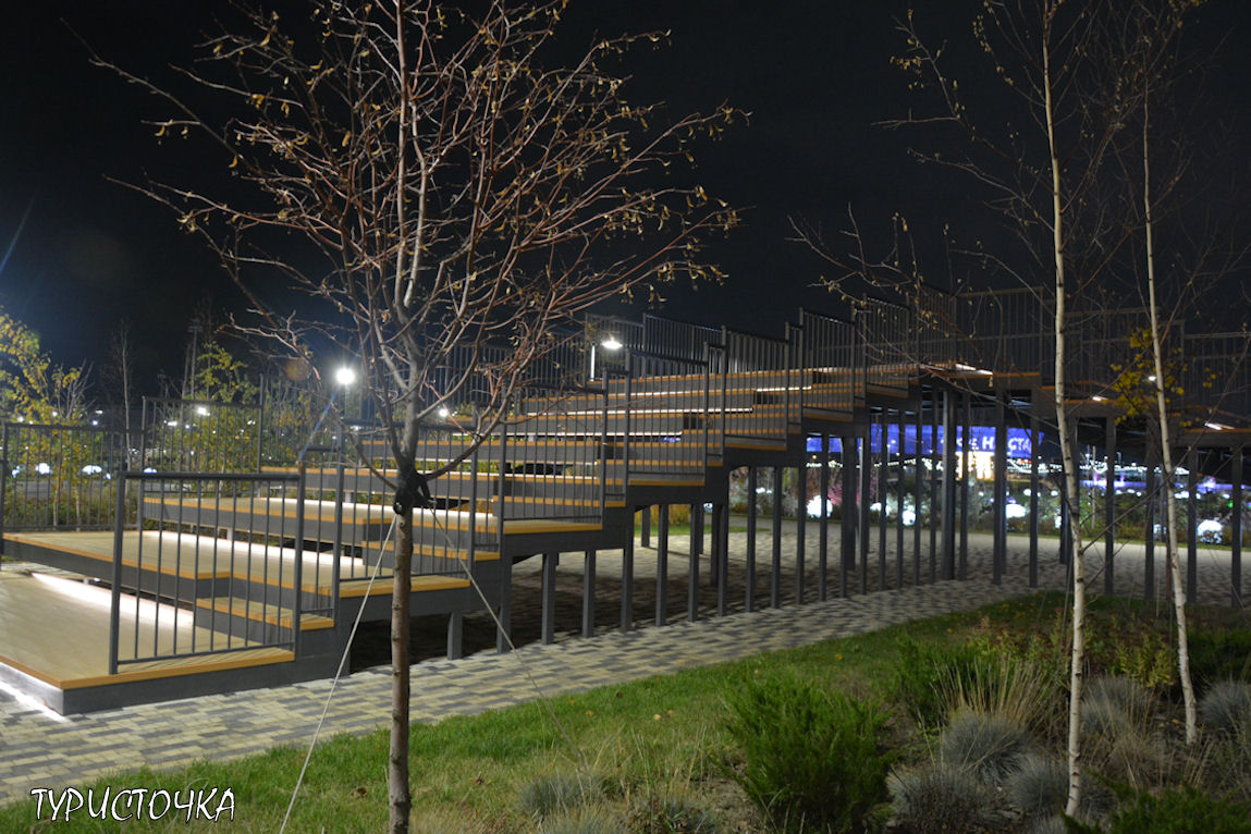 Парк Левобережье