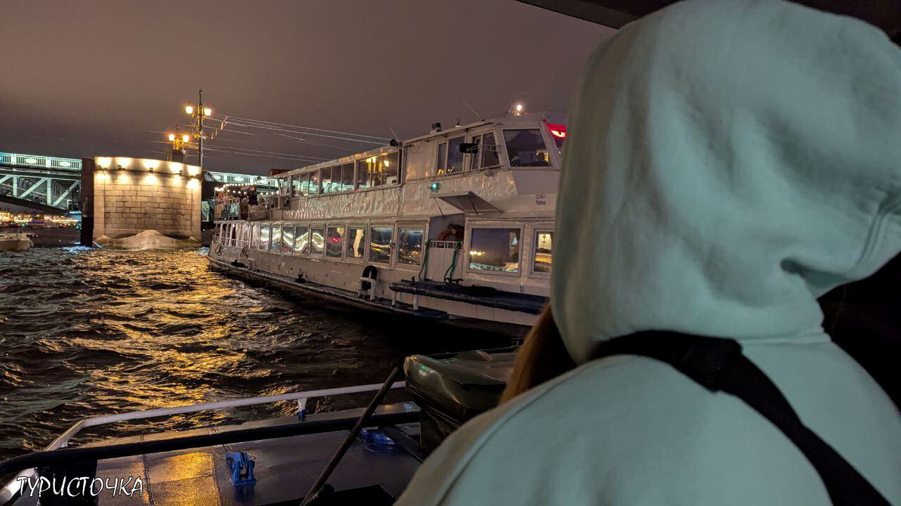 Большеохотинский мост в Санкт-Петербурге