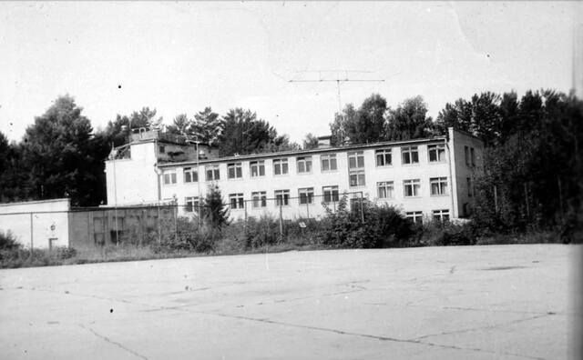 https://images.vfl.ru/ii/1776176422/8c19d0d6/40172849_m.jpg