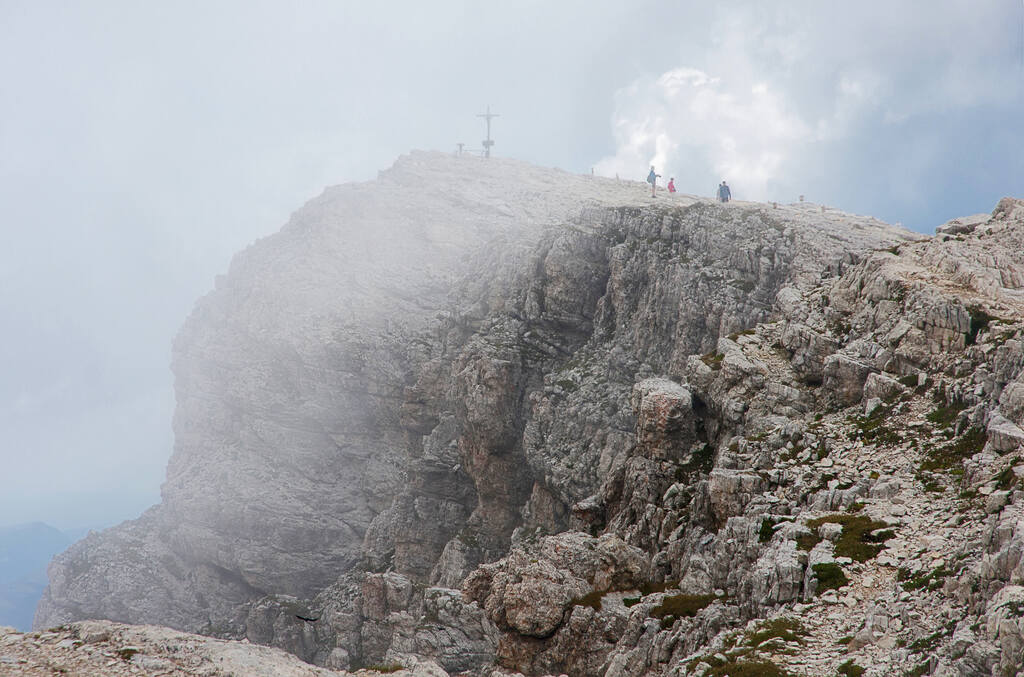 https://images.vfl.ru/ii/1780049981/39945903/40225024.jpg