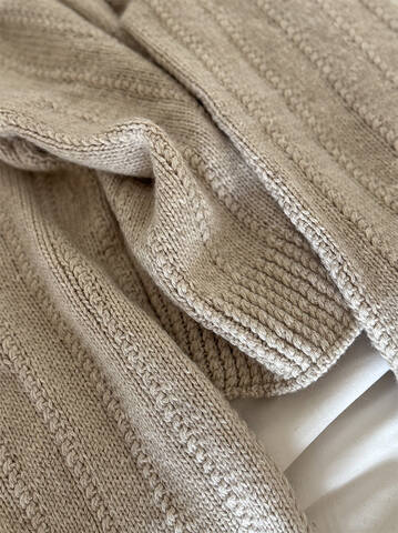 FLOW LOOP V NECK (1)