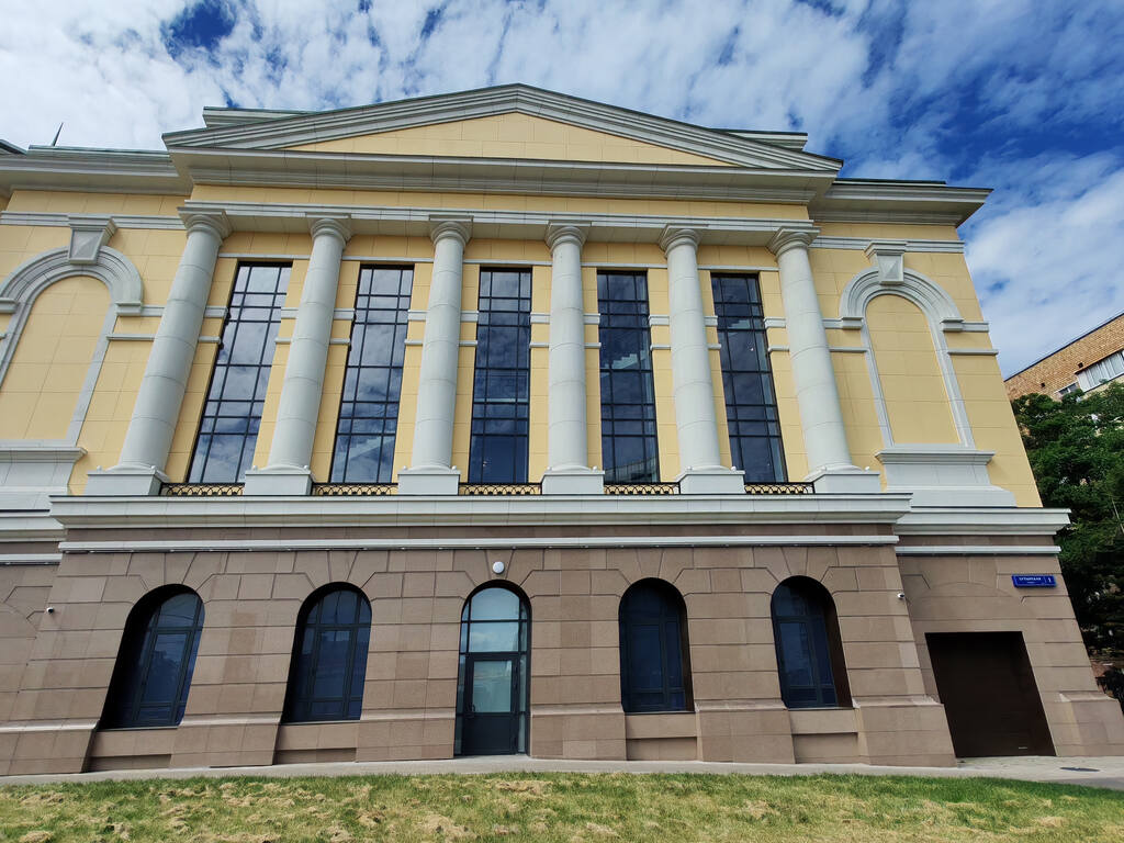 https://images.vfl.ru/ii/1781893705/da615284/40257732.jpg