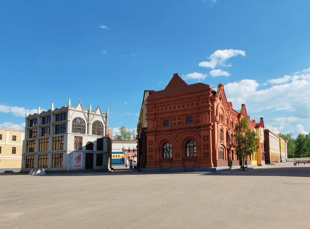 https://images.vfl.ru/ii/1782155513/6fca831f/40260988.jpg