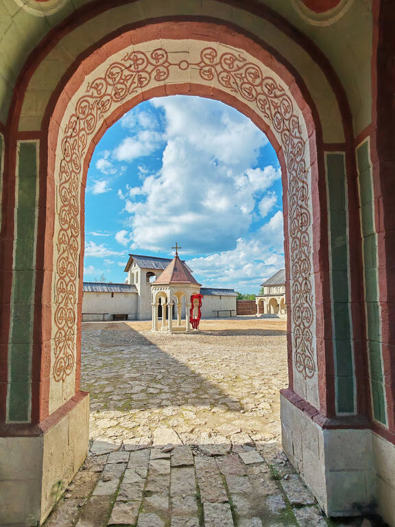https://images.vfl.ru/ii/1782218281/b224d5db/40261311.jpg