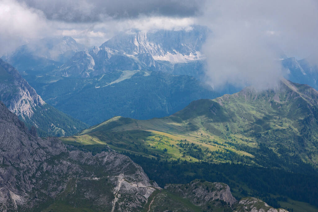 https://images.vfl.ru/ii/1782285296/516886f9/40262371.jpg