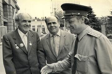 https://images.vfl.ru/ii/1782576082/53091169/40274263_m.jpg